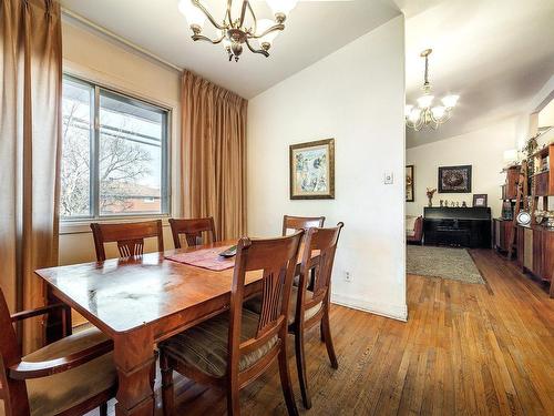 Dining room - 7510 Ch. Guelph, Côte-Saint-Luc, QC - Indoor Photo Showing Dining Room