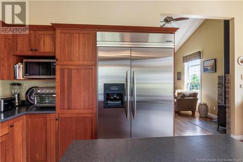 136 S Shediac River, Shediac River, NB - Indoor Photo Showing Kitchen