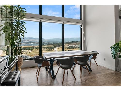 1789 Diamond View Drive, West Kelowna, BC - Indoor Photo Showing Dining Room