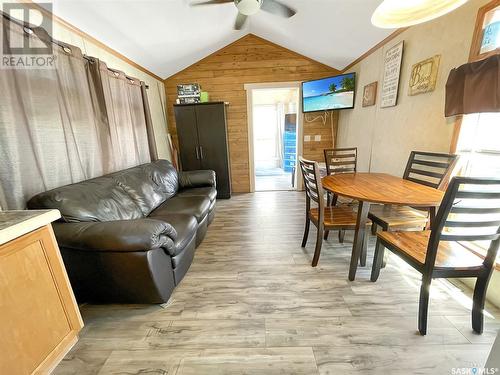 Merilee Way, Rock Ridge Rv Resort, Webb Rm No. 138, SK - Indoor