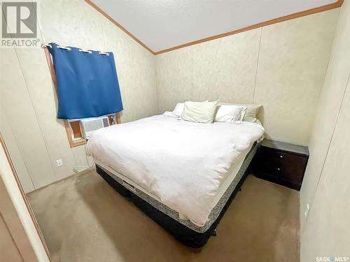 Merilee Way, Rock Ridge Rv Resort, Webb Rm No. 138, SK - Indoor Photo Showing Bedroom