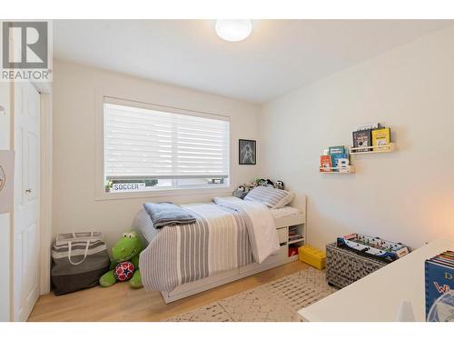 2490 Sexsmith Road, Kelowna, BC - Indoor Photo Showing Bedroom