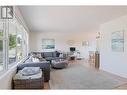 2490 Sexsmith Road, Kelowna, BC  - Indoor Photo Showing Living Room 