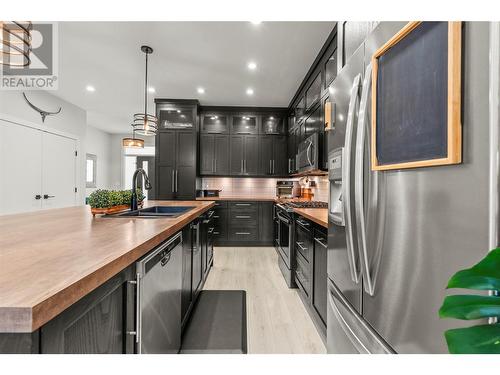 2291 Nordstrom Avenue Lot# 4, Armstrong, BC - Indoor Photo Showing Kitchen With Stainless Steel Kitchen With Double Sink With Upgraded Kitchen