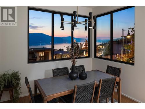 3450 Shayler Road, Kelowna, BC - Indoor Photo Showing Dining Room