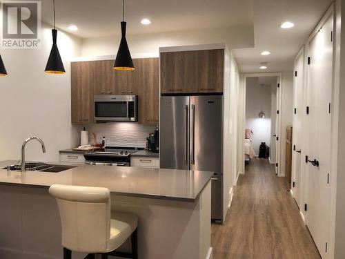 3450 Shayler Road, Kelowna, BC - Indoor Photo Showing Kitchen With Double Sink With Upgraded Kitchen