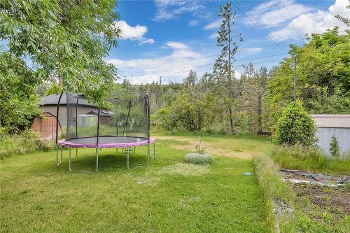 811 Tamarack Drive, Kelowna, BC - Outdoor