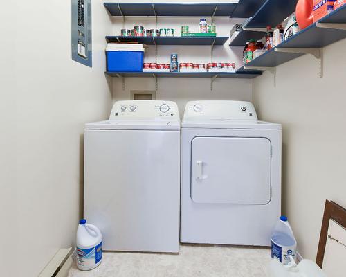 101-965 King Street, Penticton, BC - Indoor Photo Showing Laundry Room