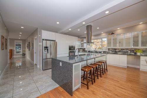 7505 Kennedy Lane, Vernon, BC - Indoor Photo Showing Kitchen With Upgraded Kitchen