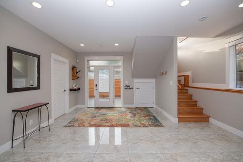 7505 Kennedy Lane, Vernon, BC - Indoor Photo Showing Other Room