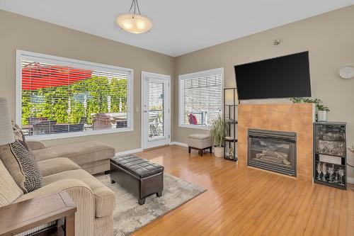 2040 Spyglass Way, West Kelowna, BC - Indoor Photo Showing Living Room With Fireplace