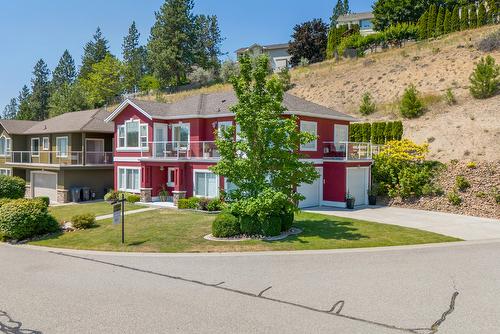 2040 Spyglass Way, West Kelowna, BC - Outdoor With Facade