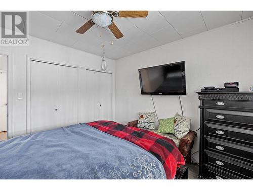 3804 Brown Road, West Kelowna, BC - Indoor Photo Showing Bedroom