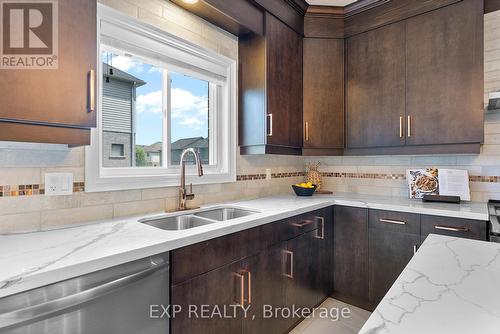 133 Lametti Drive N, Pelham, ON - Indoor Photo Showing Kitchen With Double Sink