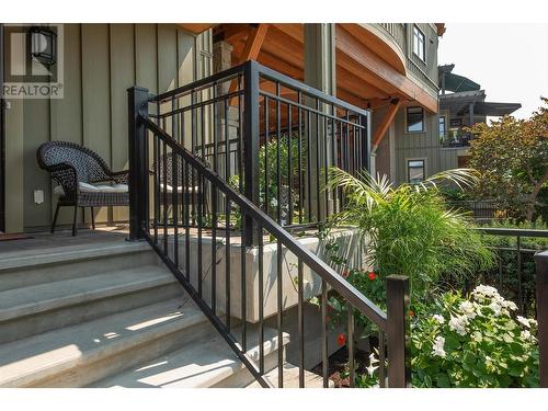 2901 Abbott Street Unit# 112, Kelowna, BC - Outdoor With Exterior