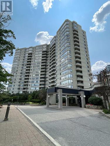 1714 - 150 Alton Towers Circle, Toronto (Milliken), ON - Outdoor With Facade