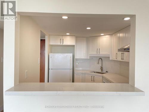 1714 - 150 Alton Towers Circle, Toronto (Milliken), ON - Indoor Photo Showing Kitchen