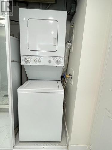 1714 - 150 Alton Towers Circle, Toronto (Milliken), ON - Indoor Photo Showing Laundry Room