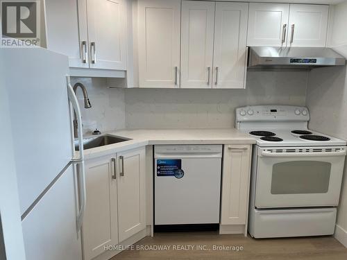 1714 - 150 Alton Towers Circle, Toronto (Milliken), ON - Indoor Photo Showing Kitchen