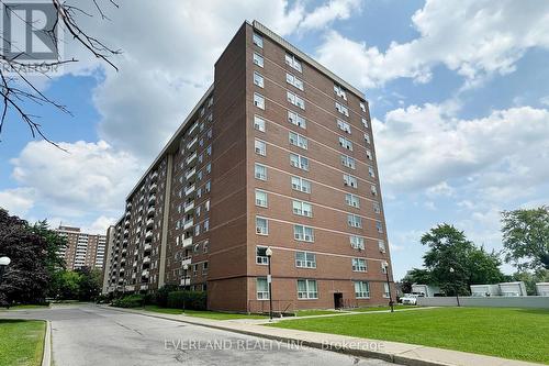 1111 - 175 Hilda Avenue, Toronto (Newtonbrook West), ON - Outdoor With Facade