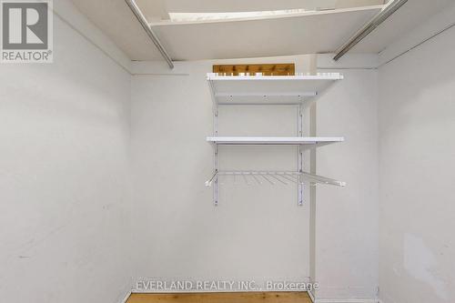 1111 - 175 Hilda Avenue, Toronto (Newtonbrook West), ON - Indoor With Storage