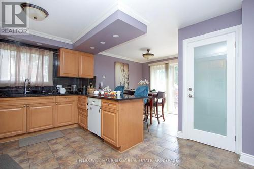 276 Thornton Road N, Oshawa (Mclaughlin), ON - Indoor Photo Showing Kitchen With Double Sink