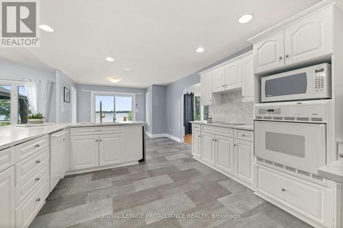 330 County Rd 3, Prince Edward County (Ameliasburgh), ON - Indoor Photo Showing Kitchen With Upgraded Kitchen