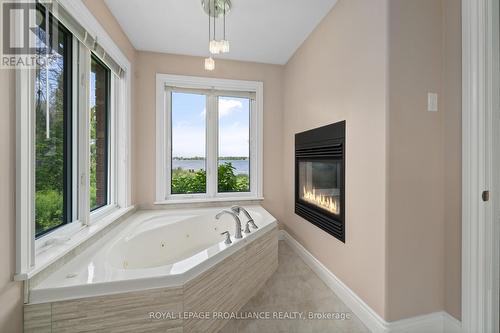 330 County Rd 3, Prince Edward County (Ameliasburgh), ON - Indoor With Fireplace