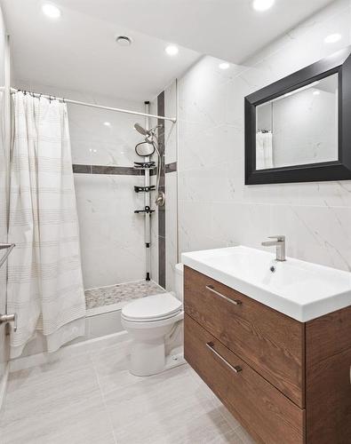 10 Southdown Lane, Headingley, MB - Indoor Photo Showing Bathroom