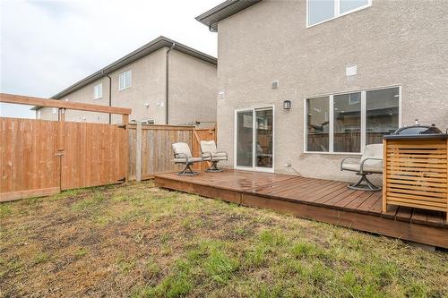 20 Dochart Gate, Niverville, MB - Outdoor With Deck Patio Veranda With Exterior