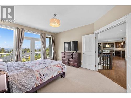 368 Trumpeter Court, Kelowna, BC - Indoor Photo Showing Bedroom