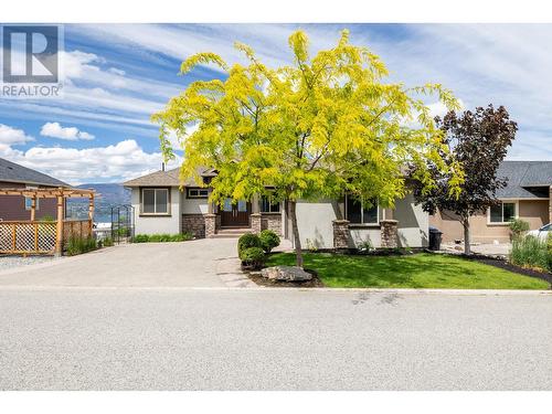 368 Trumpeter Court, Kelowna, BC - Outdoor With Facade