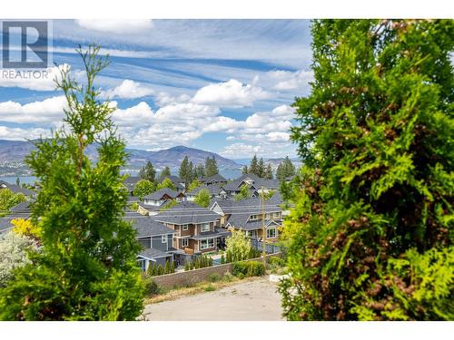 368 Trumpeter Court, Kelowna, BC - Outdoor With Body Of Water With View