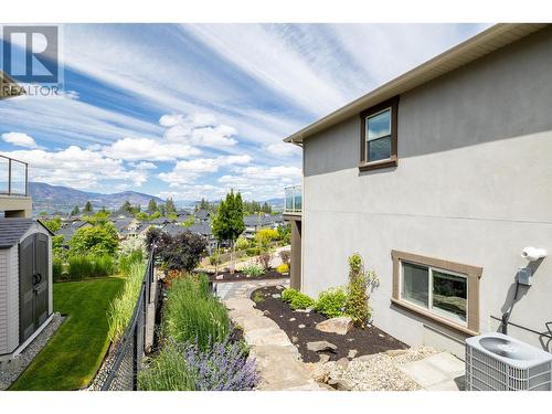 368 Trumpeter Court, Kelowna, BC - Outdoor With Exterior