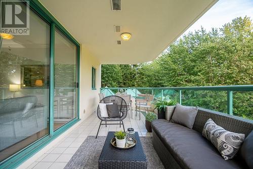 4A 338 Taylor Way, West Vancouver, BC - Outdoor With Balcony With Exterior