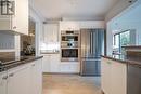 4A 338 Taylor Way, West Vancouver, BC  - Indoor Photo Showing Kitchen 