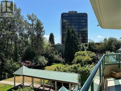 4A 338 Taylor Way, West Vancouver, BC - Outdoor With Balcony