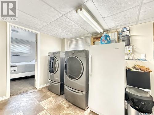 9002 Abbott Avenue, North Battleford, SK - Indoor Photo Showing Laundry Room