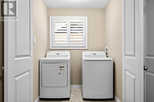 18 York Drive, Peterborough (Northcrest), ON - Indoor Photo Showing Laundry Room