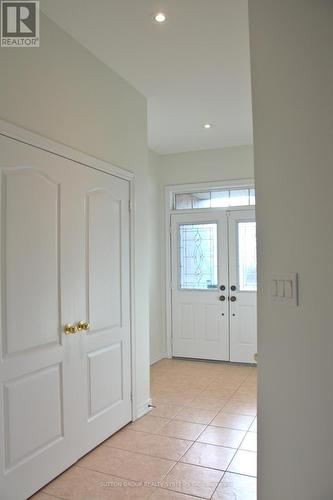 2429 Presquile Drive, Oakville, ON - Indoor Photo Showing Other Room