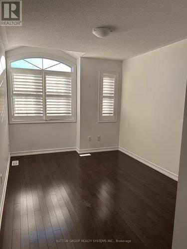 2429 Presquile Drive, Oakville, ON - Indoor Photo Showing Other Room