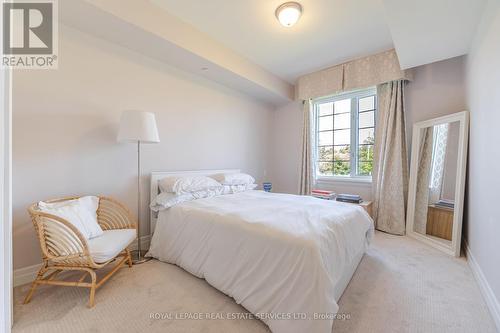 206 - 2300 Upper Middle Road, Oakville (Glen Abbey), ON - Indoor Photo Showing Bedroom