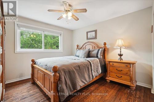 557 Trafford Crescent, Oakville (Bronte West), ON - Indoor Photo Showing Bedroom