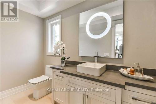 280 Poyntz Avenue, Toronto (Lansing-Westgate), ON - Indoor Photo Showing Bathroom