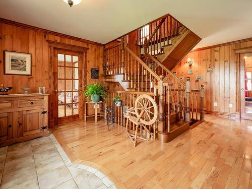 Escalier - 71 Ch. Des Patton, Les Îles-De-La-Madeleine, QC - Indoor Photo Showing Other Room