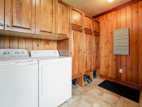 Laundry room - 71 Ch. Des Patton, Les Îles-De-La-Madeleine, QC - Indoor Photo Showing Laundry Room