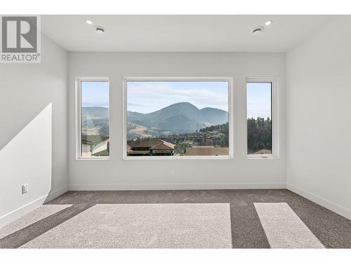 901 Melrose Street, Kelowna, BC - Indoor Photo Showing Other Room