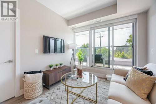 206 - 1316 Kingston Road, Toronto (Birchcliffe-Cliffside), ON - Indoor Photo Showing Living Room