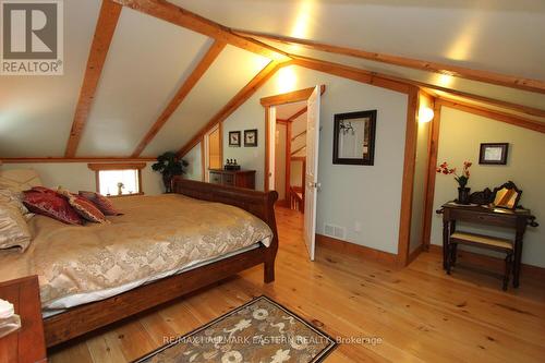 486 Belmont 7Th Line S, Havelock-Belmont-Methuen, ON - Indoor Photo Showing Bedroom