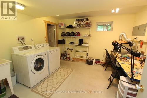 486 Belmont 7Th Line S, Havelock-Belmont-Methuen, ON - Indoor Photo Showing Laundry Room